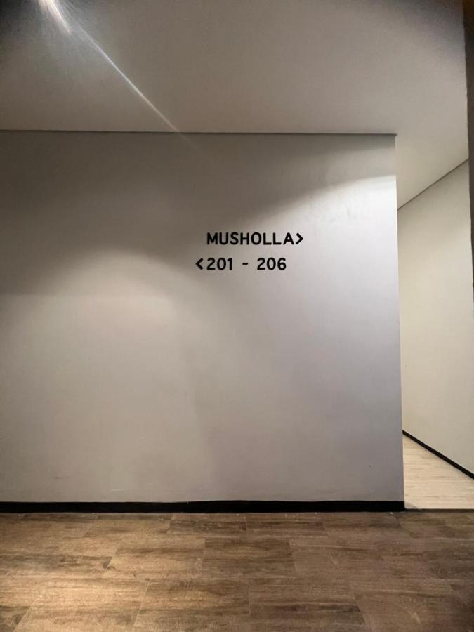 Sleep Studio Hotel City Center スラバヤ エクステリア 写真